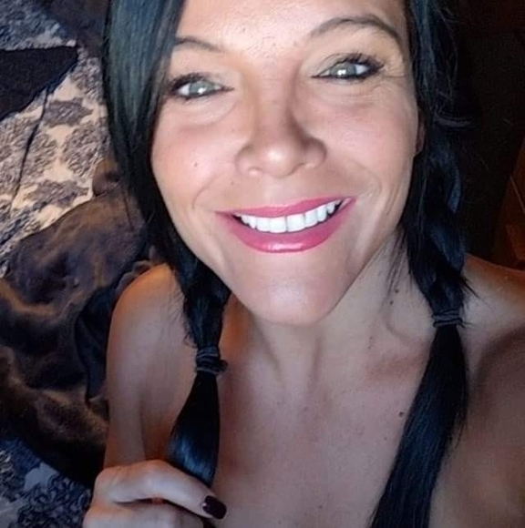 Meet your Posher, Chantal - Picture 1 of 1